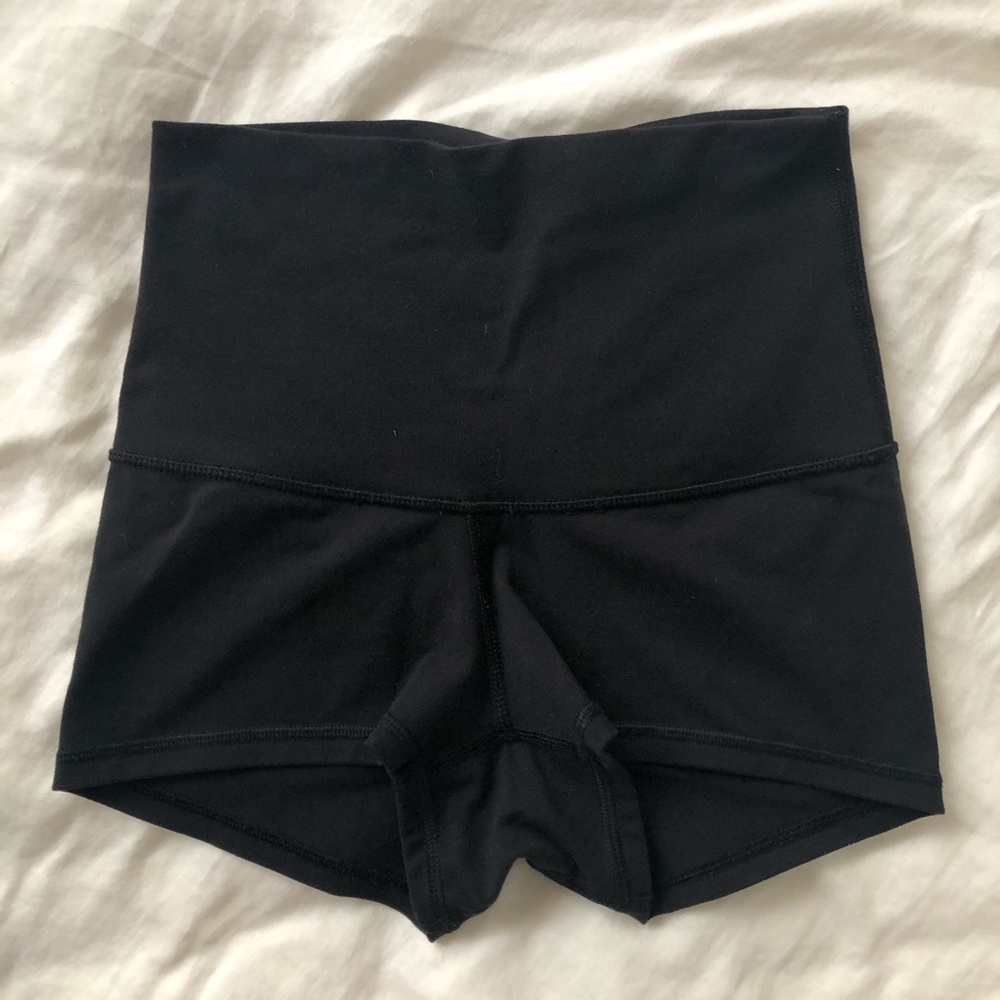 Lululemon Boogie Short Roll Down